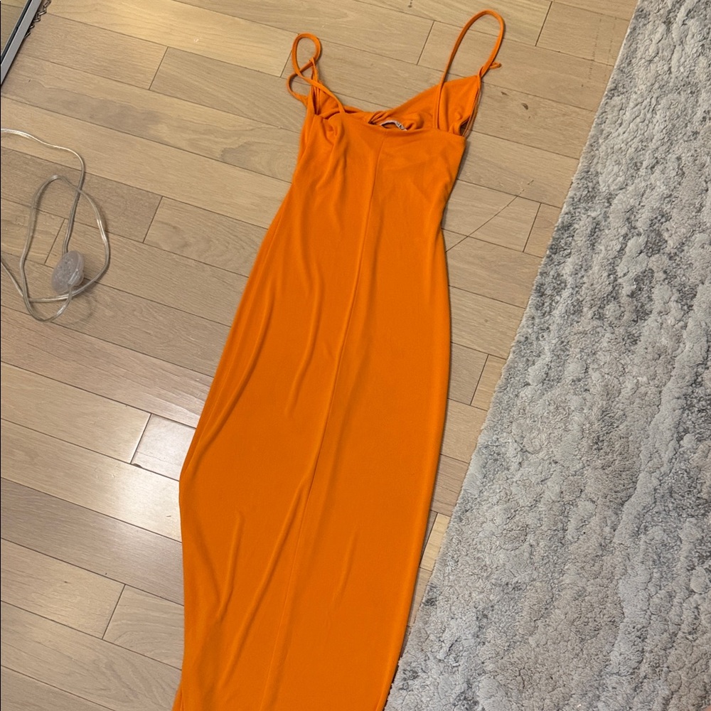 Orange Bodycon Dress - Picture 8 of 9